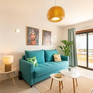 Elegant With Ocean Views Apartamento Candelaria